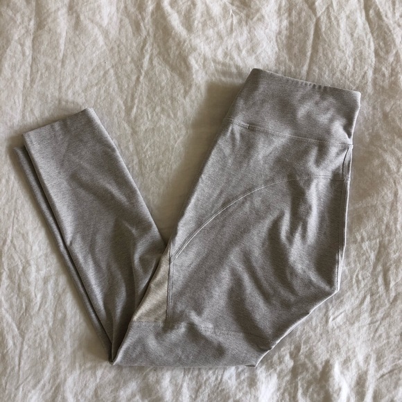 Outdoor Voices Warm Up Legging - Picture 3 of 4